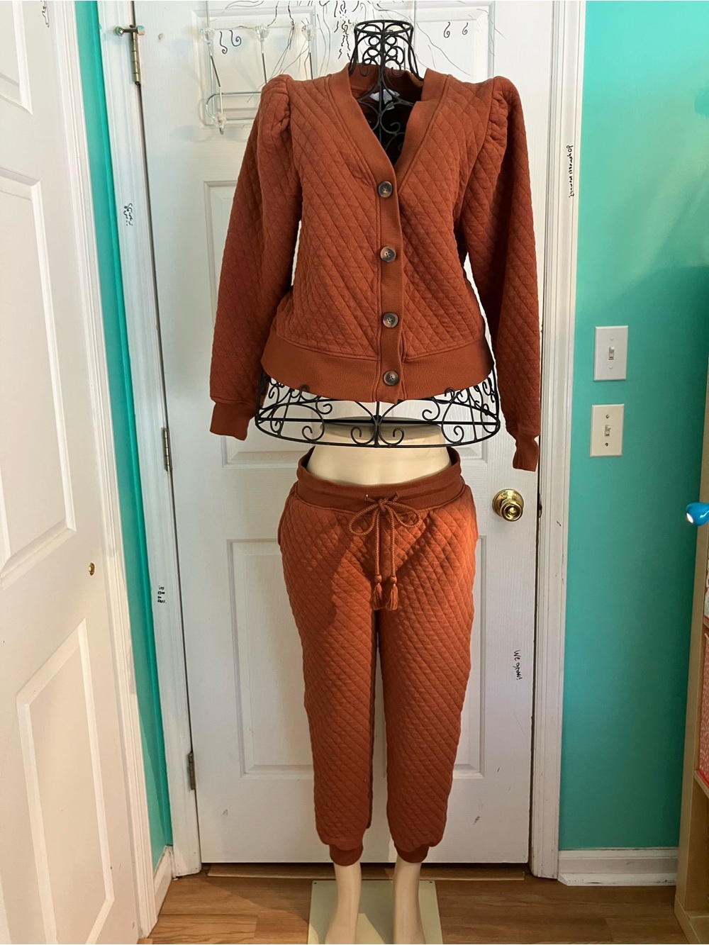 Time and Tru Quilted Rust-Orange Jogger Set with Button Jacket